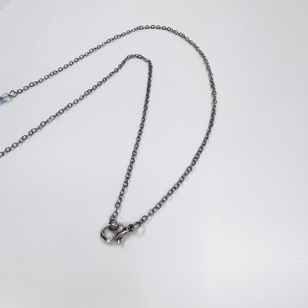 🎊HP🎊 New/Handcrafted - Iridescent Jeweled Pyramid AB Beaded “Y” Style Necklace - Picture 7 of 7